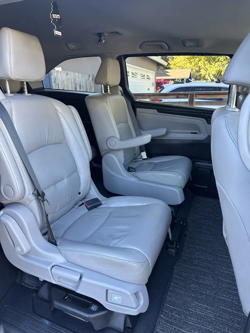 Honda Odyssey second-row seats, detailing gallery, Oka's Car Care, Mountain View